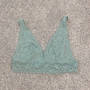 Victoria’s Secret Baby Blue Lace Bralette - Size S